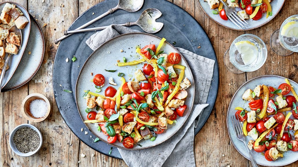REZ_EDEKA-Tomaten-Brotsalat-Rezept-Q-T